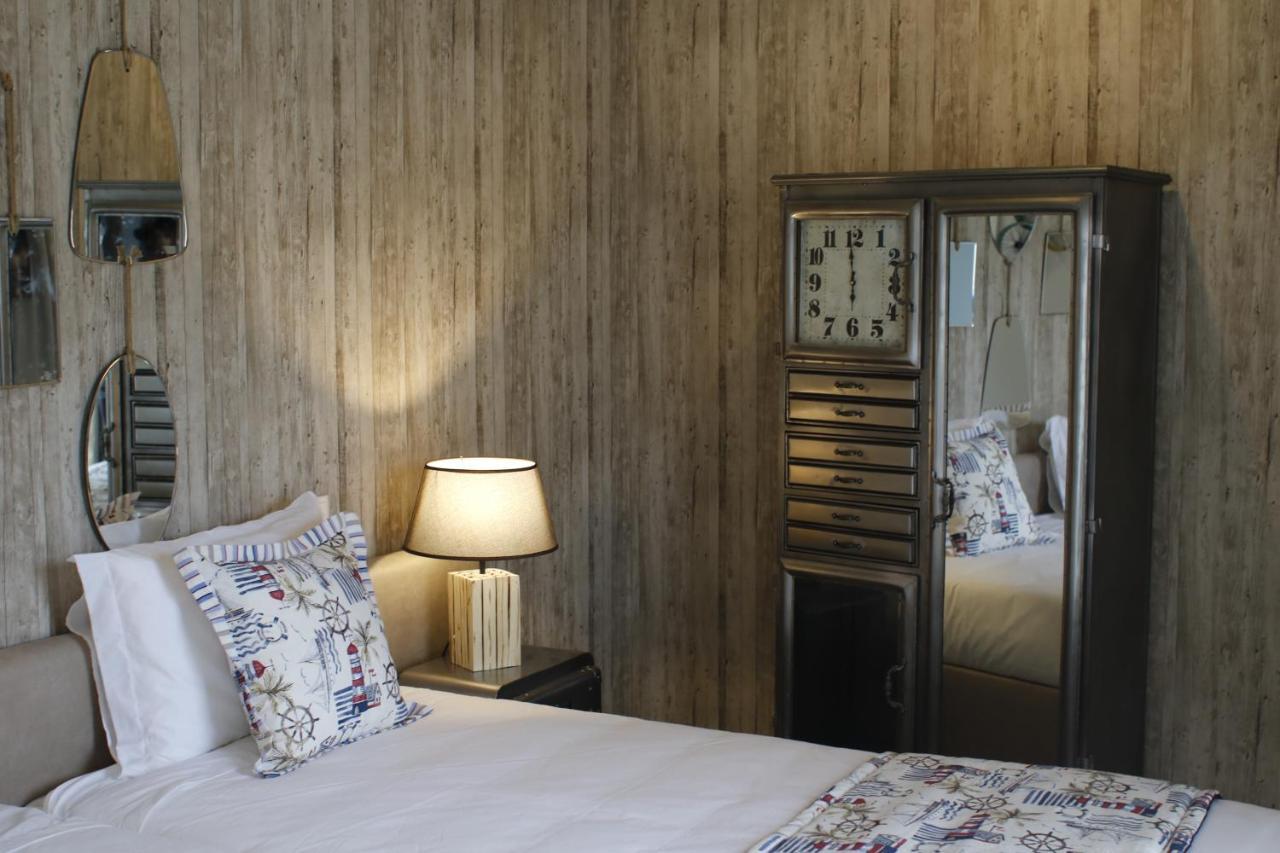 Royal Beach Hostel Прая-да-Віторія Екстер'єр фото